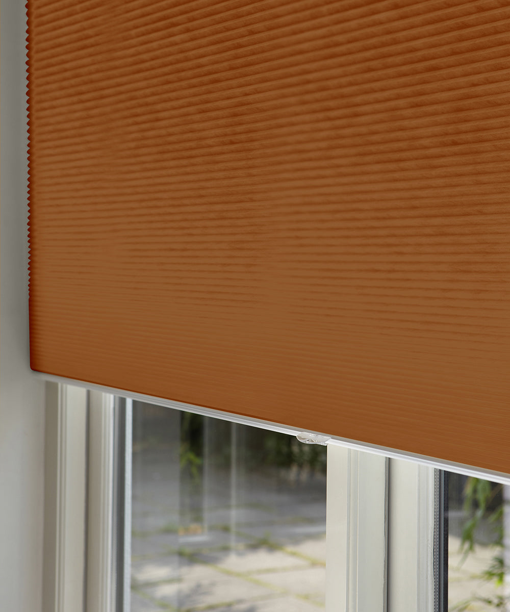 Duette® shades terracotta verduisterend - vrijhangend model - HetBinnenAanzicht