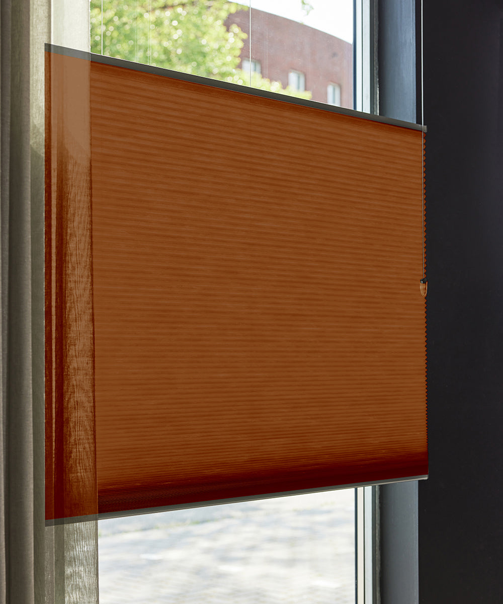 Duette® shades terracotta verduisterend - vrijhangend model - HetBinnenAanzicht